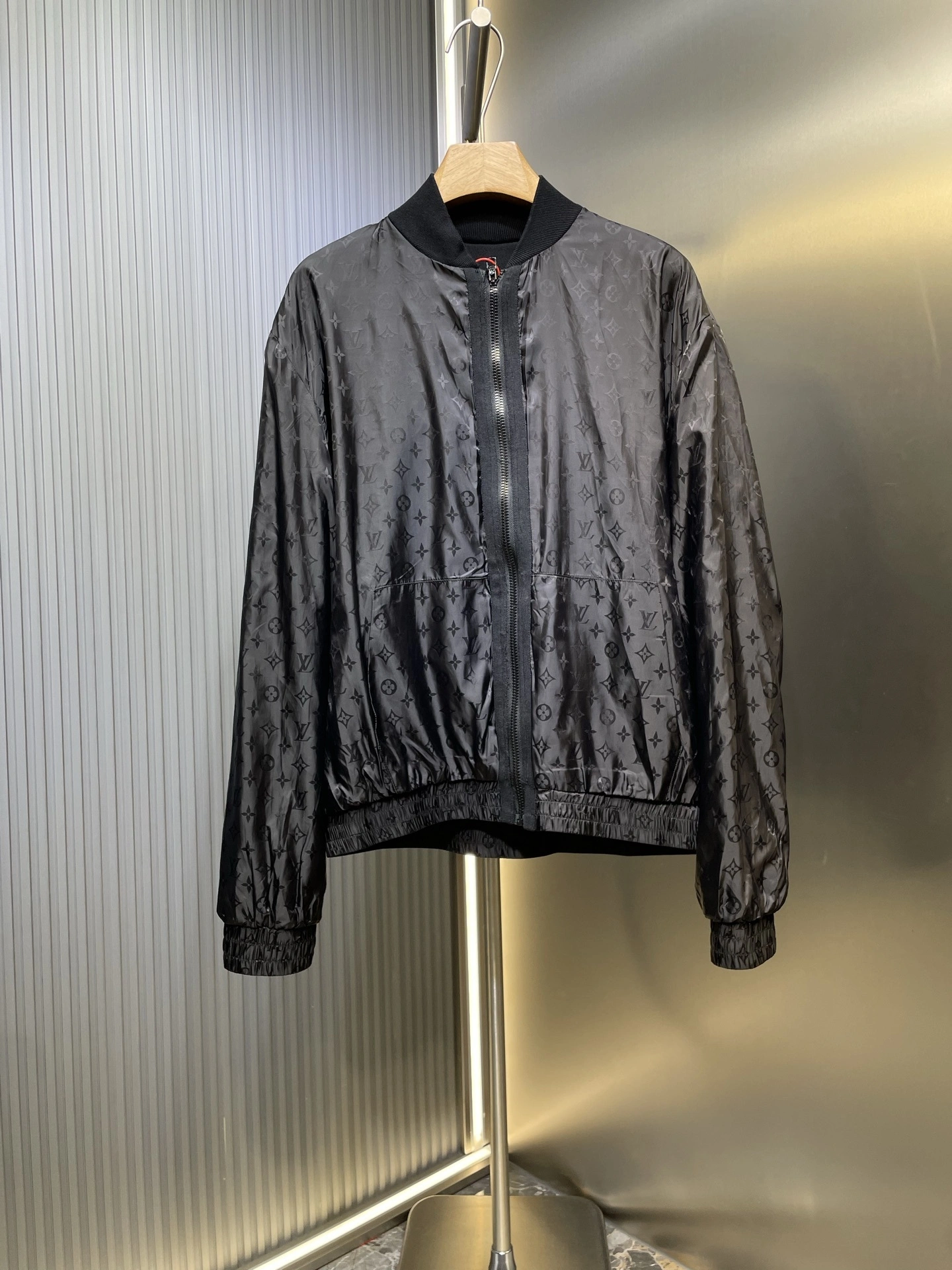 wg.luxury-- 8V reversible embroidery item: E-F431J0524